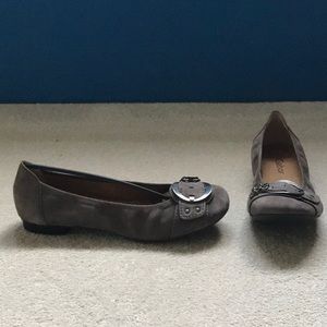 Gabor women’s slip on shoes. Never worn.